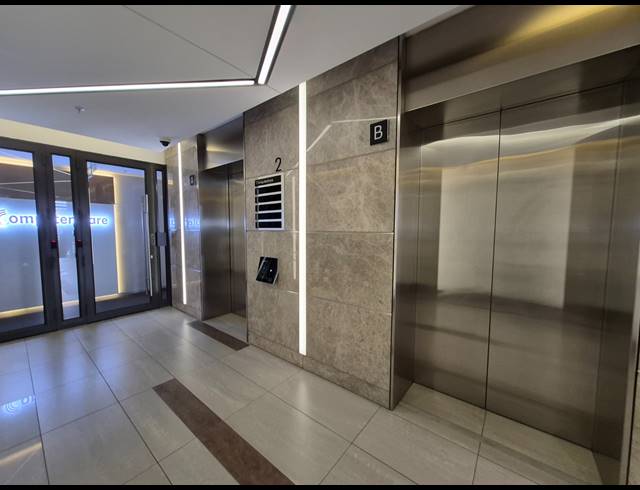 1,789M² OFFICE TO LET IN ROSEBANK